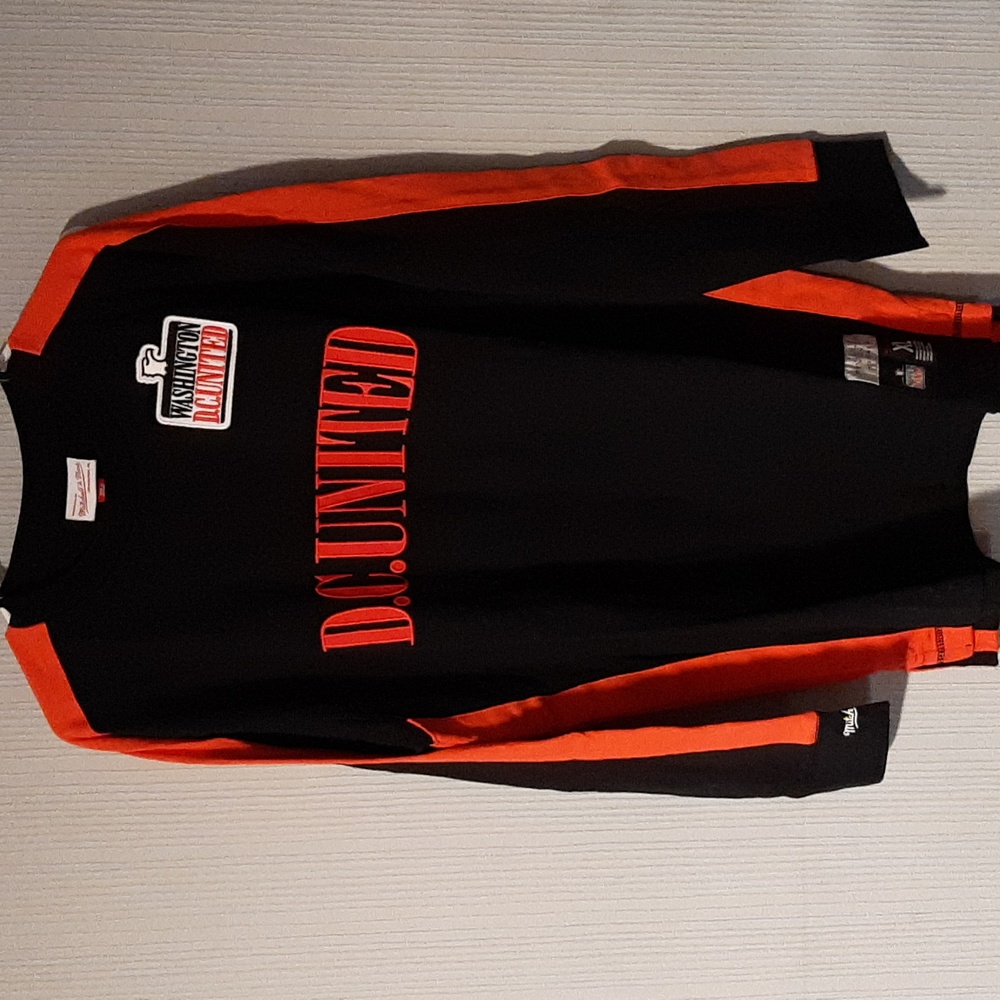 D.C. mitchell & ness long sleeved tee-shirt - Picture 1 of 5